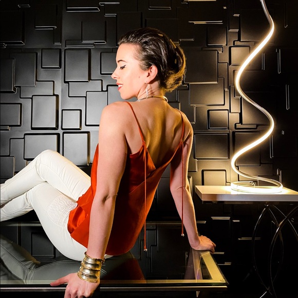 Meet your Posher, Lexa - Picture 7 of 12